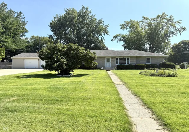 Photo 3 of Single family home for sale at 4029 Ridgeway Dr, Indianapolis, IN 46221 | MLS# 22122238 | Listing updated on 2026-08-27