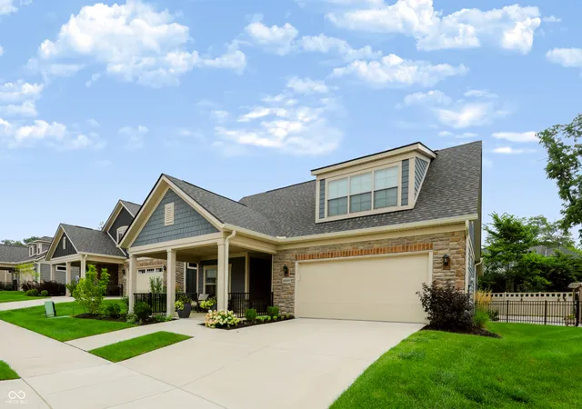 Photo 2 of Single family home for sale at 14009 Rowling Pl, Carmel, IN 46033 | MLS# 22122243 | Listing updated on 2026-10-06