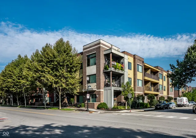 Photo 1 of Condo for sale at 622 E 10th St #311, Indianapolis, IN 46202 | MLS# 22122247 | Listing updated on 2026-09-28