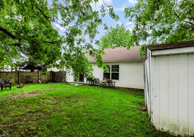 26th image of 1543 Sanner Dr, Greenwood, IN 46143 | MLS# 22122254