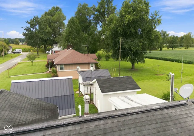 Photo 4 of Single family home for sale at 100 N Bethany Rd, Crothersville, IN 47229 | MLS# 22122272 | Listing updated on 2026-09-30