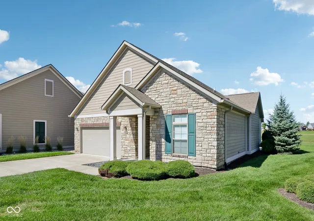 Photo 2 of Sale Pending at 2274 Heather Glen Wy, Franklin, IN 46131 | MLS# 22122296 | Listing updated on 2026-08-31
