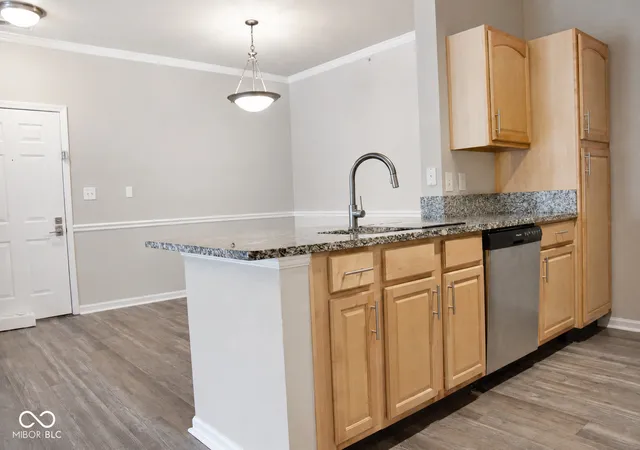 Photo 2 of Condo for sale at 2121 Grenville St #2D, Carmel, IN 46032 | MLS# 22122302 | Listing updated on 2026-08-31