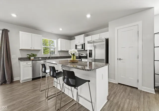 Photo 3 of Single family home for sale at 1684 Archer Nock Ct, Westfield, IN 46074 | MLS# 22122310 | Listing updated on 2026-09-30