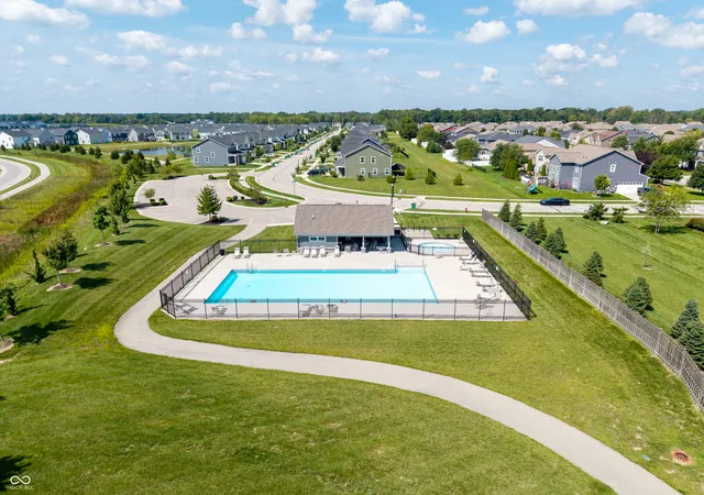 Photo 3 of Single family home for sale at 1684 Archer Nock Ct, Westfield, IN 46074 | MLS# 22122310 | Listing updated on 2026-09-30