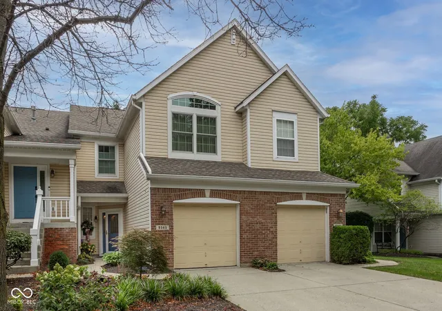 Photo 1 of Townhouse for sale at 9545 Longwell Dr, Indianapolis, IN 46240 | MLS# 22122318 | Listing updated on 2026-09-23