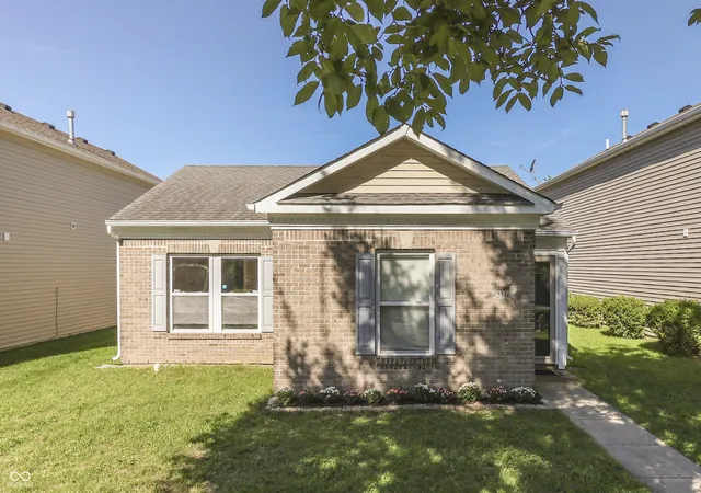 1st image of 2316 Bristol Dr, Franklin, IN 46131 | MLS# 22122331