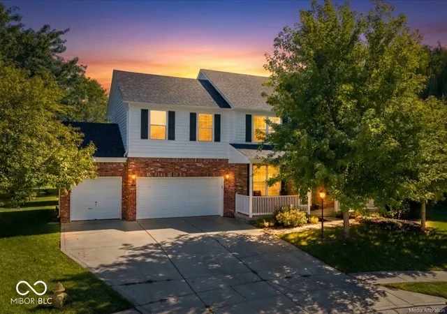 Photo 2 of Sale Pending at 5 Statesman Ct, Brownsburg, IN 46112 | MLS# 22122339 | Listing updated on 2026-09-22