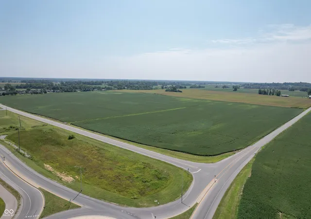 Photo 3 of House for sale at 3000 N Block Co Rd 850 E, Seymour, IN 47274 | MLS# 22122343 | Listing updated on 2026-08-31
