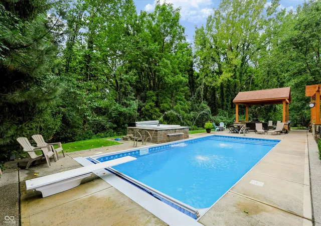 Photo 2 of Mansion for sale at 12121 Wetland Pt, Fishers, IN 46037 | MLS# 22122344 | Listing updated on 2026-09-15