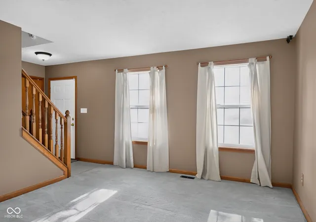 Photo 2 of Single family home for sale at 973 Thornwood Dr, Greenwood, IN 46143 | MLS# 22122347 | Listing updated on 2026-09-22