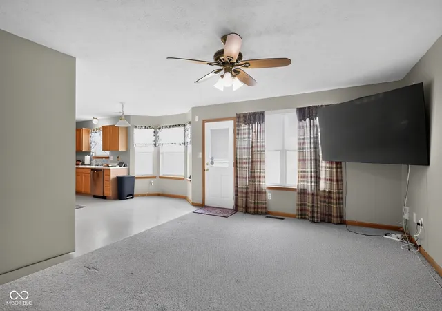 Photo 3 of Single family home for sale at 973 Thornwood Dr, Greenwood, IN 46143 | MLS# 22122347 | Listing updated on 2026-09-22