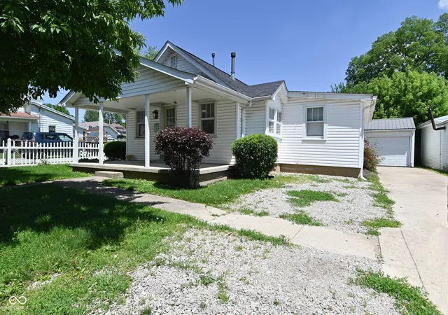 Single family home for sale at 118 N 8Th St, Middletown, IN 47356 | MLS# 22122363