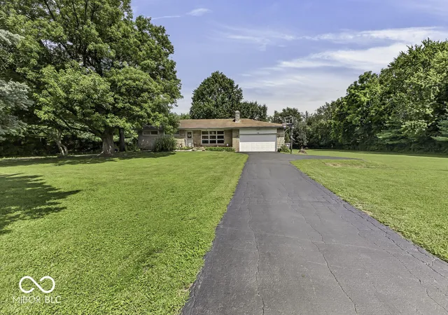Photo 2 of Single family home for sale at 1408 W Edgewood Ave, Indianapolis, IN 46217 | MLS# 22122390 | Listing updated on 2026-09-16