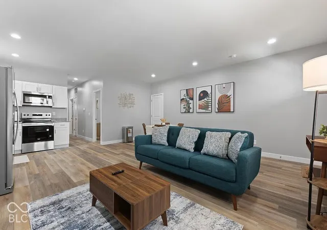 Photo 4 of House for sale at 207 Parkview Ave, Indianapolis, IN 46201 | MLS# 22122394 | Listing updated on 2026-09-29