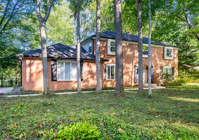 Photo 3 of Sale Pending at 6154 Forest View Dr, Indianapolis, IN 46228 | MLS# 22122410 | Listing updated on 2026-08-31