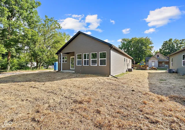 Photo 3 of Single family home for sale at 408 N Leavitt St, Brazil, IN 47834 | MLS# 22122414 | Listing updated on 2026-10-06