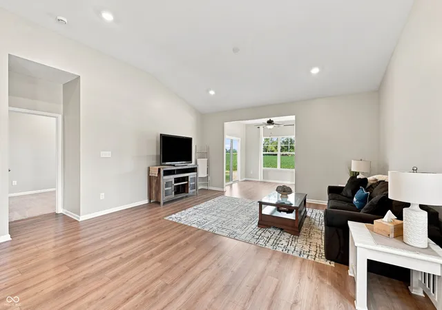 Photo 3 of Single family home for sale at 624 Tuscany Trl, Lapel, IN 46051 | MLS# 22122423 | Listing updated on 2026-08-29