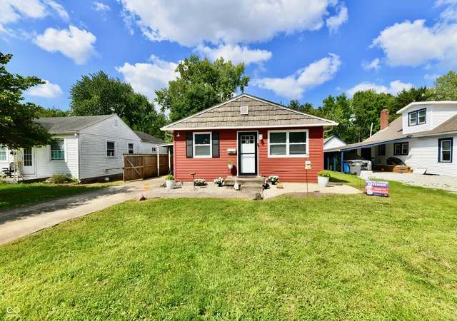 5th image of 930 N Eaton Ave, Indianapolis, IN 46219 | MLS# 22122439