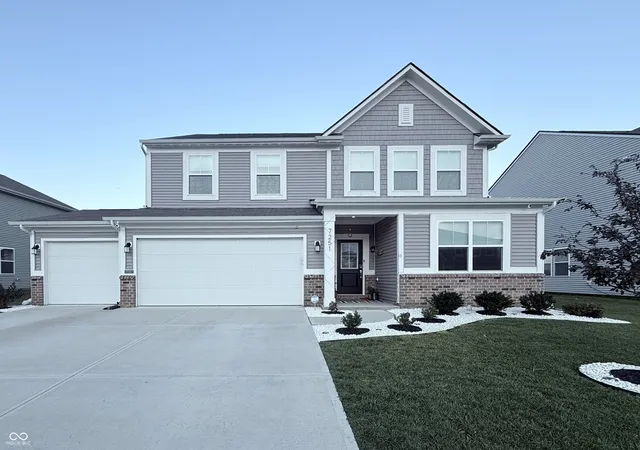 Photo 1 of Single family home for sale at 7251 Darley Ln, Indianapolis, IN 46259 | MLS# 22122466 | Listing updated on 2026-09-14