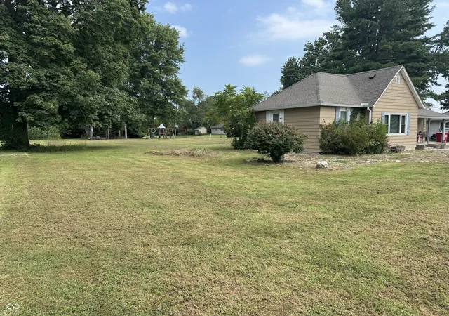 Photo 2 of Single family home for sale at 52 Park West, Bloomingdale, IN 47832 | MLS# 22122478 | Listing updated on 2026-08-28