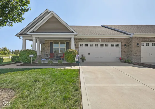 Condo for sale at 96 Darrough Dr, Greenwood, IN 46143 | MLS# 22122496