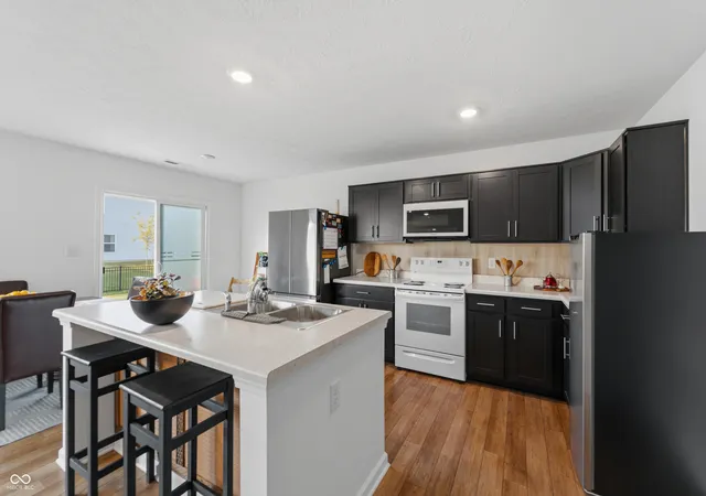 Photo 4 of Single family home for sale at 281 Waters Edge, Pendleton, IN 46064 | MLS# 22122513 | Listing updated on 2026-09-24