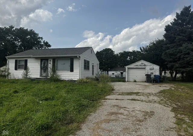 Photo 2 of Single family home for sale at 3528 Lambert St, Indianapolis, IN 46241 | MLS# 22122522 | Listing updated on 2026-08-26