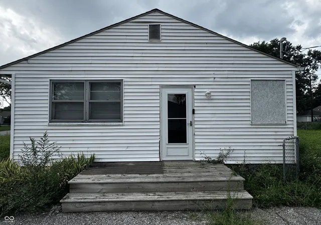 Photo 3 of Single family home for sale at 3528 Lambert St, Indianapolis, IN 46241 | MLS# 22122522 | Listing updated on 2026-08-26