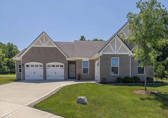 Single family home for sale at 6557 Surray, Brownsburg, IN 46112 | MLS# 22122567