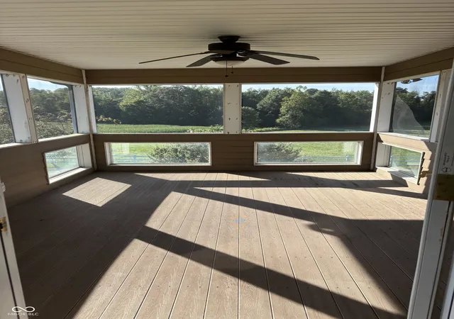 Photo 3 of Single family home for sale at 2411 W 625 S, Columbus, IN 47201 | MLS# 22122582 | Listing updated on 2026-10-27