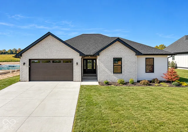 Photo 1 of Single family home for sale at 3888 Autumn Wy, Seymour, IN 47274 | MLS# 22122601 | Listing updated on 2026-10-20