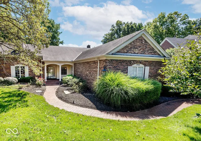 Photo 1 of Single family home for sale at 7925 Beaumont Green East Dr, Indianapolis, IN 46250 | MLS# 22122614 | Listing updated on 2026-08-29