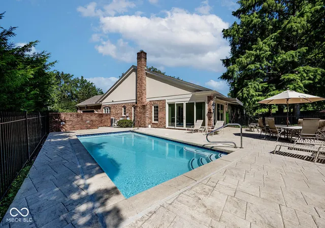 Photo 2 of Single family home for sale at 7925 Beaumont Green East Dr, Indianapolis, IN 46250 | MLS# 22122614 | Listing updated on 2026-10-27