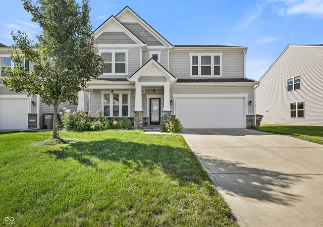 Photo 1 of Single family home for sale at 2361 Creek Bank Dr, Columbus, IN 47201 | MLS# 22122626 | Listing updated on 2026-09-23