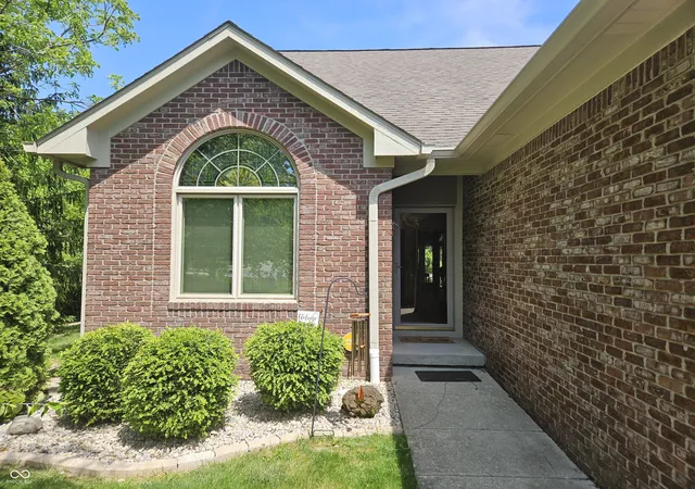 Photo 1 of Condo for sale at 1755 Walnut Tr, Greenfield, IN 46140 | MLS# 22122634 | Listing updated on 2026-10-15