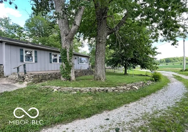 Photo 3 of Single family home for sale at 7694 E 500 N, Manilla, IN 46150 | MLS# 22122648 | Listing updated on 2026-10-02