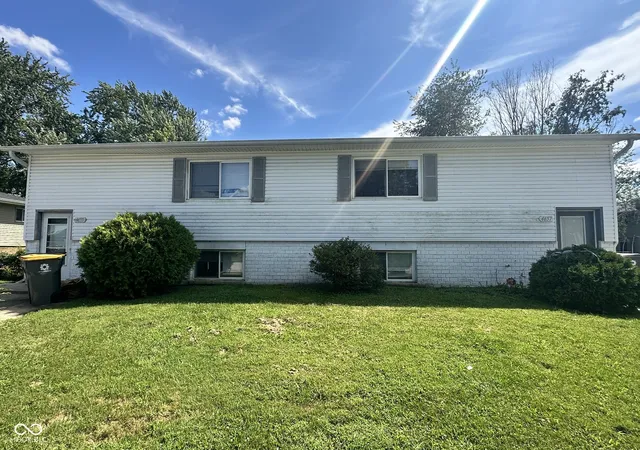 Photo 2 of Sale Pending at 4655 W Sunset Ave, Bloomington, IN 47403 | MLS# 22122651 | Listing updated on 2026-09-23