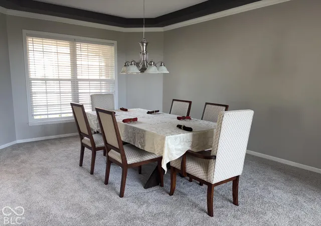 Photo 3 of Single family home for sale at 2801 Newbury Ct, Zionsville, IN 46077 | MLS# 22122679 | Listing updated on 2026-09-26