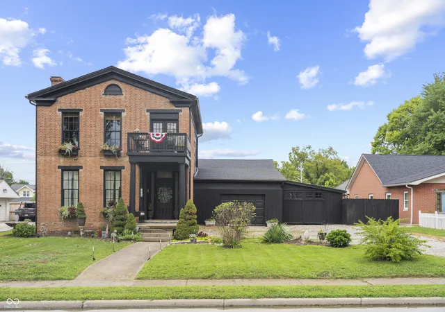 Photo 1 of Single family home for sale at 120 E Washington St, Morgantown, IN 46160 | MLS# 22122695 | Listing updated on 2026-09-30