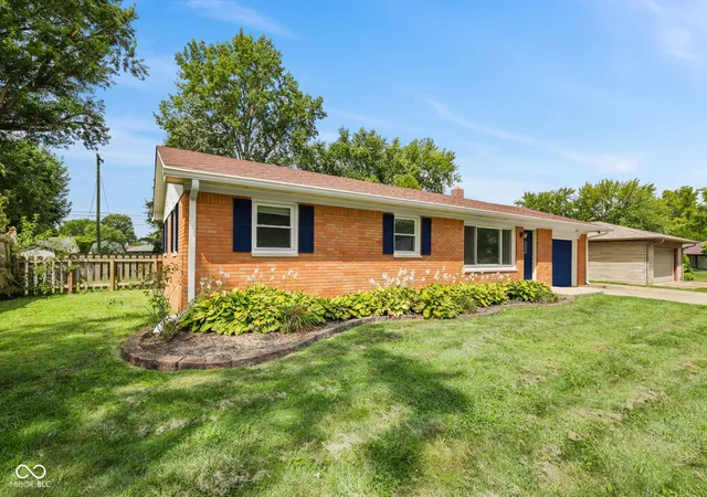 Photo 1 of Single family home for sale at 714 Howard Dr, Greenwood, IN 46142 | MLS# 22122706 | Listing updated on 2026-09-22