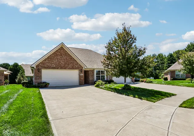 Photo 1 of Condo for sale at 4935 W Harrisburg Ct, New Palestine, IN 46163 | MLS# 22122714 | Listing updated on 2026-10-26