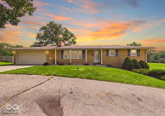 Photo 1 of Single family home for sale at 171 E 600 N, Alexandria, IN 46001 | MLS# 22122715 | Listing updated on 2026-08-28