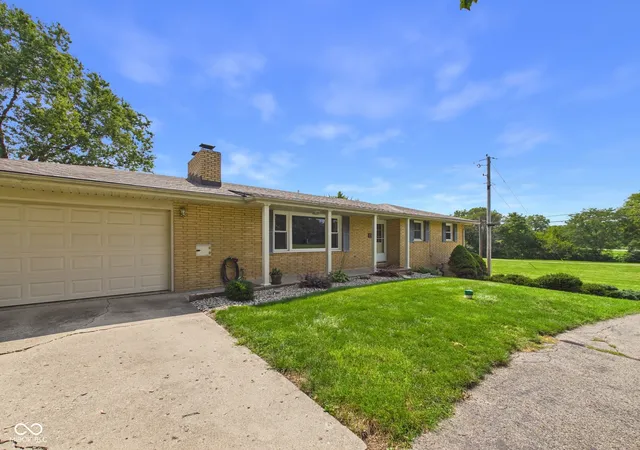 Photo 5 of Single family home for sale at 171 E 600 N, Alexandria, IN 46001 | MLS# 22122715 | Listing updated on 2026-08-28