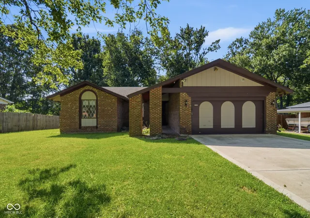 Single family home for sale at 6130 Munsee Ln, Indianapolis, IN 46228 | MLS# 22122726
