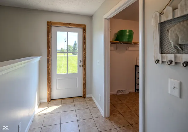 Photo 3 of Sale Pending at 10313 N 775 West, Elwood, IN 46036 | MLS# 22122727 | Listing updated on 2026-09-10