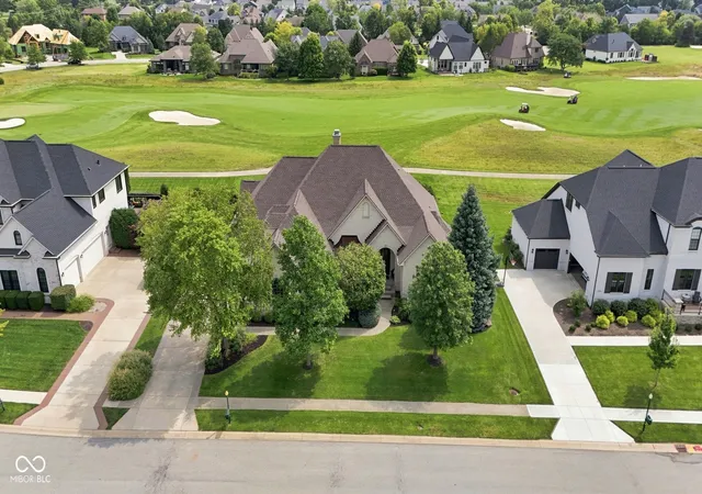 Photo 3 of Sale Pending at 11435 Golden Bear Wy, Noblesville, IN 46060 | MLS# 22122728 | Listing updated on 2026-09-25