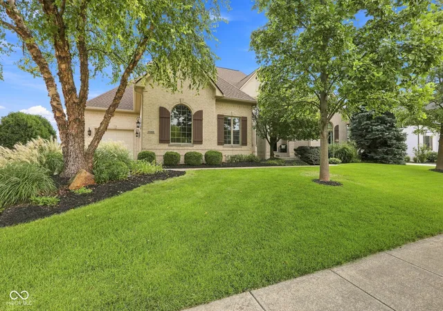 Photo 4 of Sale Pending at 11435 Golden Bear Wy, Noblesville, IN 46060 | MLS# 22122728 | Listing updated on 2026-09-25