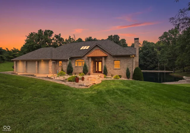 Photo 4 of Single family home for sale at 8565 S 500 W, Trafalgar, IN 46181 | MLS# 22122748 | Listing updated on 2026-09-23