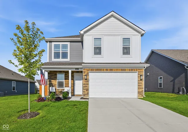 Photo 1 of Sale Pending at 822 Carson Ln, Greenfield, IN 46140 | MLS# 22122751 | Listing updated on 2026-10-09